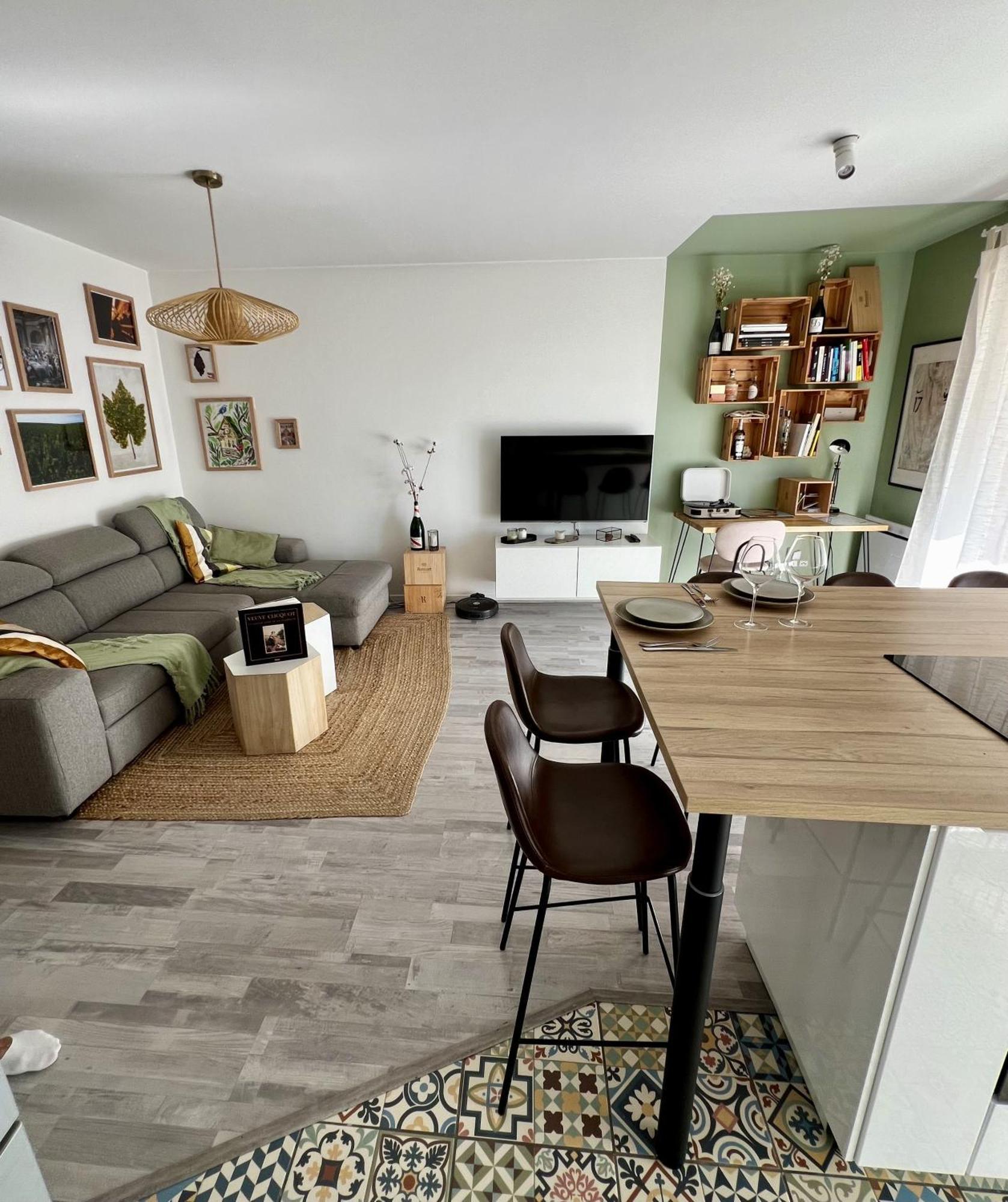 Appartamento Clovis - Hypercentre Avec Balcon Et Parking Reims Esterno foto